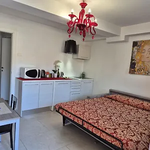 Prince Apartments Apartament