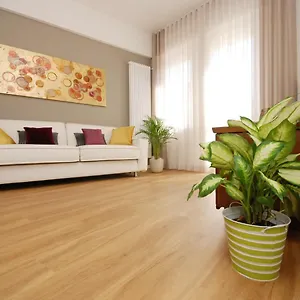 Manin Apartament